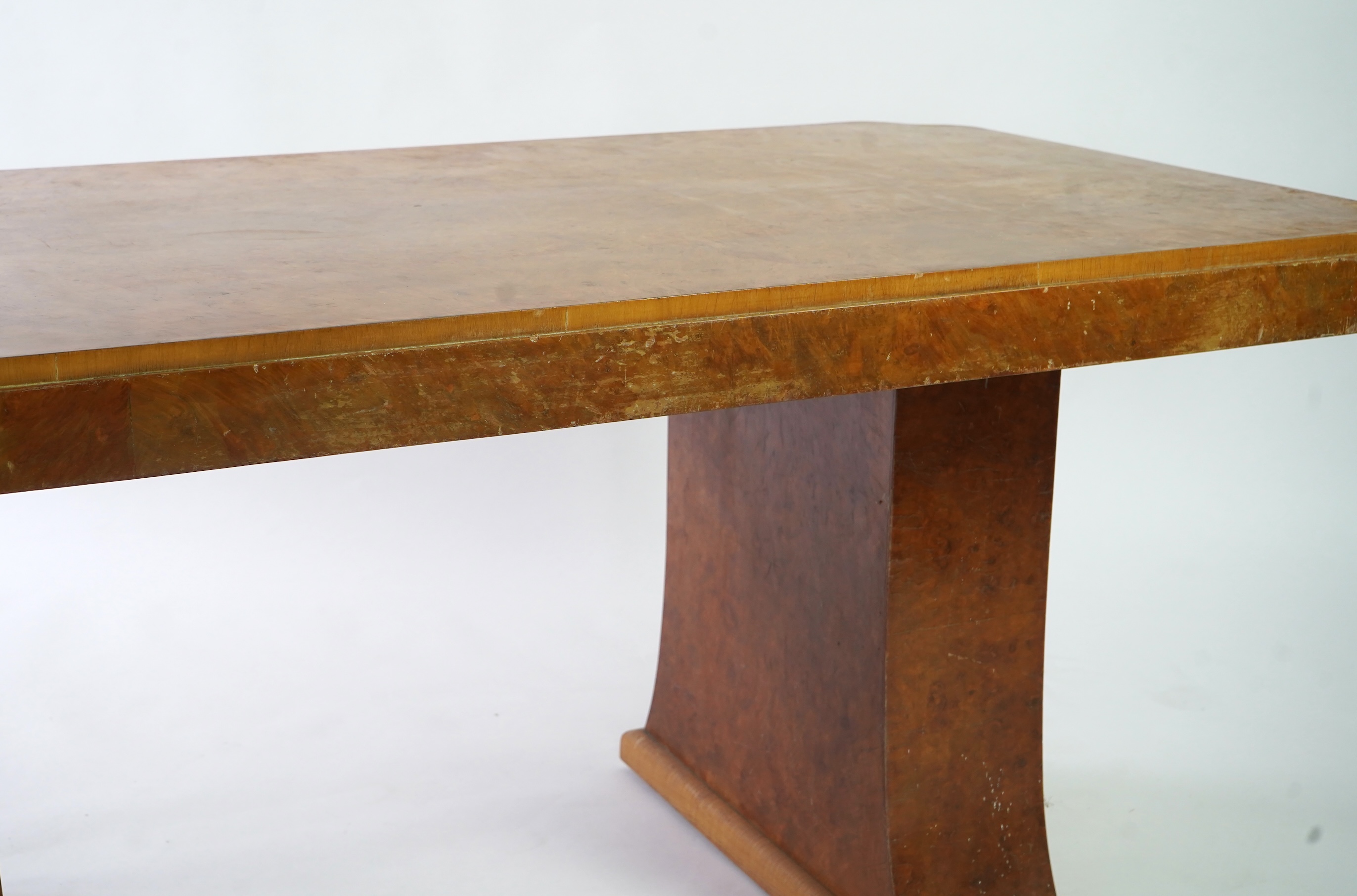 Attributed to Harry and Lou Epstein: An Art Deco burr walnut dining suite